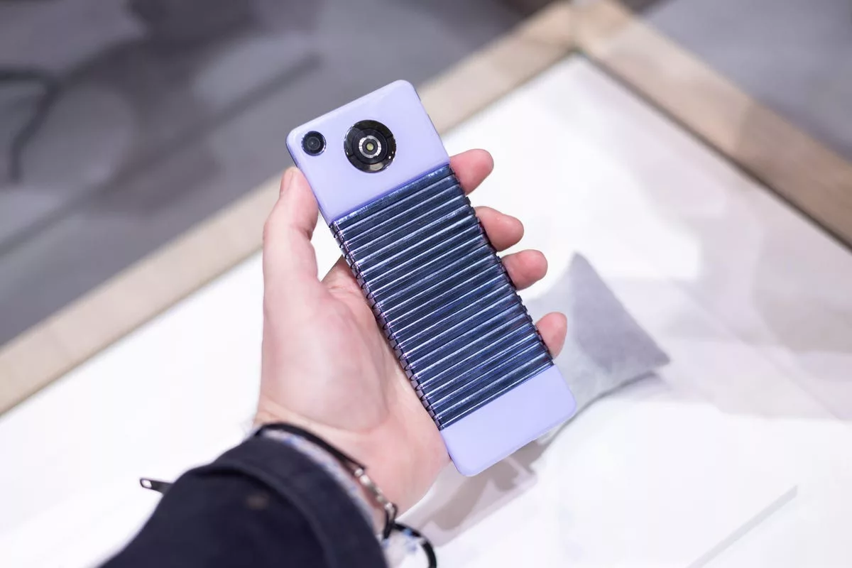 گوشی منعطف مچی سامسونگ - نمایشگاه MWC 2024